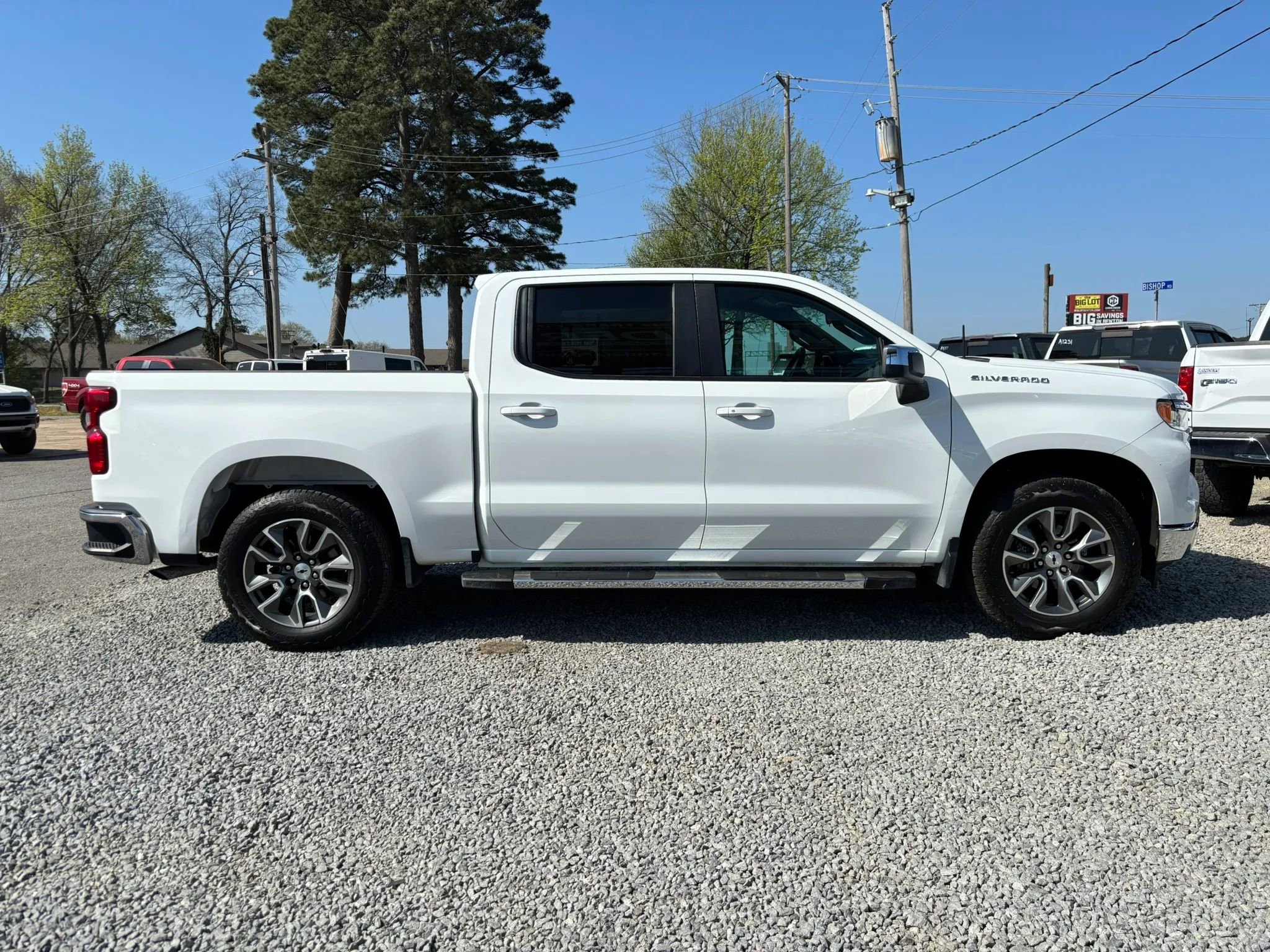 Used 2023 Chevrolet Silverado 1500 LT image 8