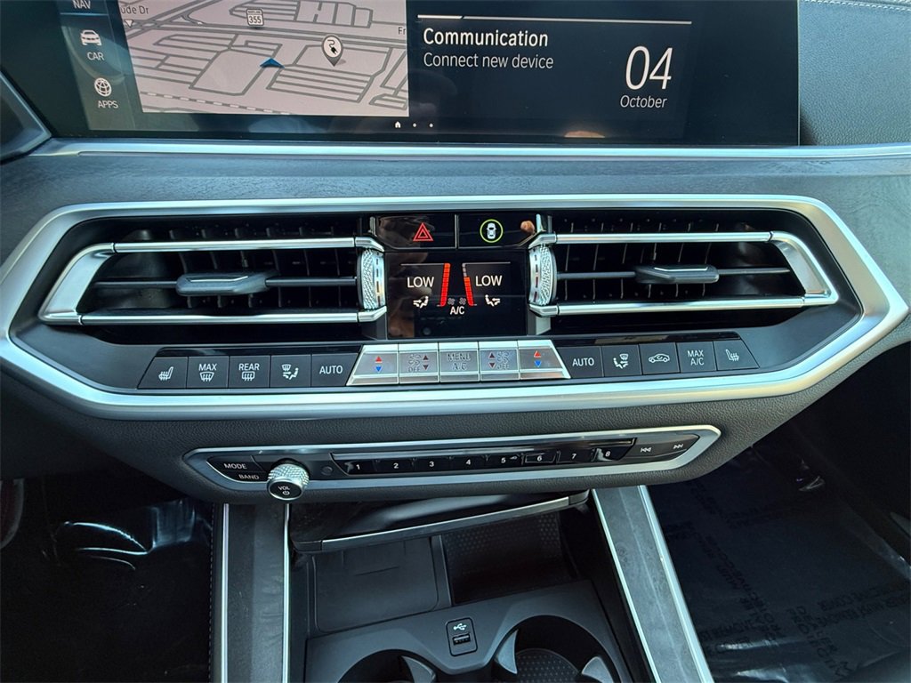 Used 2021 BMW X5 xDrive45e w/ Parking Assistance Package image 17