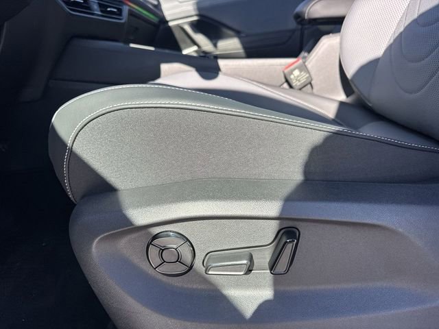 New 2026 Volkswagen Tiguan SE R-Line image 12