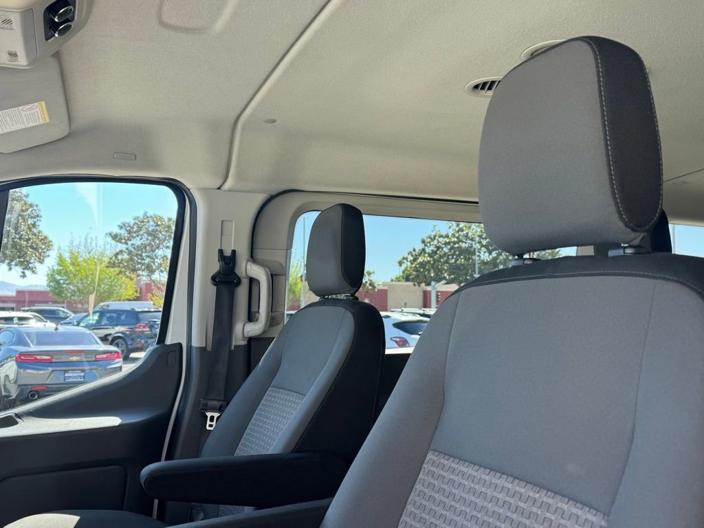 Used 2023 Ford Transit 350 XLT RWD image 13