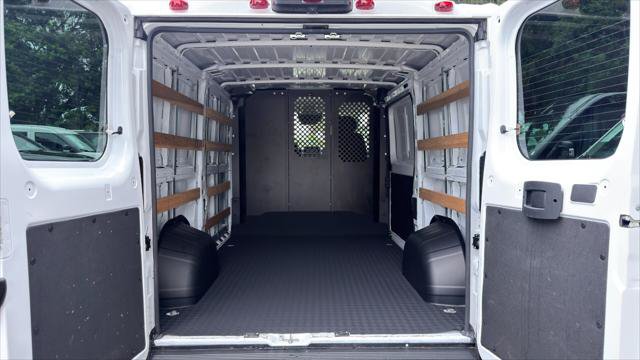 Used 2025 RAM ProMaster 2500 w/ U-Haul Equipment Group FWD image 14
