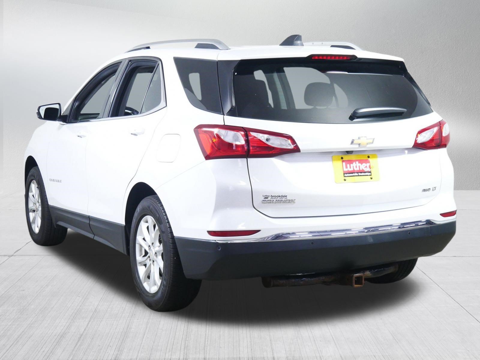 Used 2018 Chevrolet Equinox LT w/ Sun & Infotainment Package AWD/4WD image 5