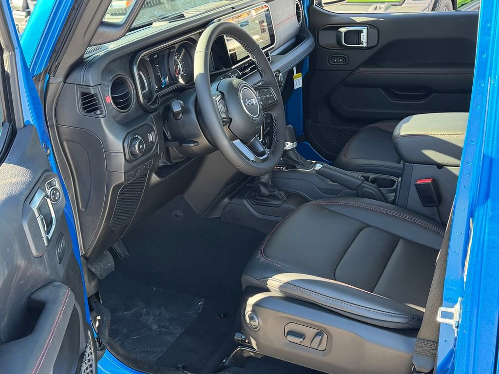 New 2026 Jeep Wrangler Unlimited Rubicon w/ Xtreme 35 Tire Package image 10