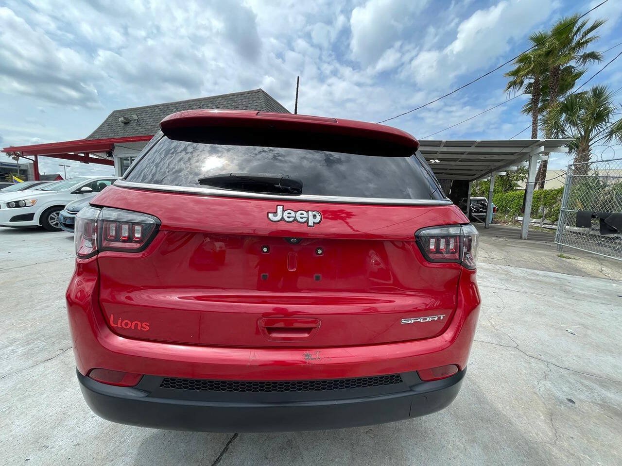 Used 2020 Jeep Compass Sport w/ Tech Group FWD image 5