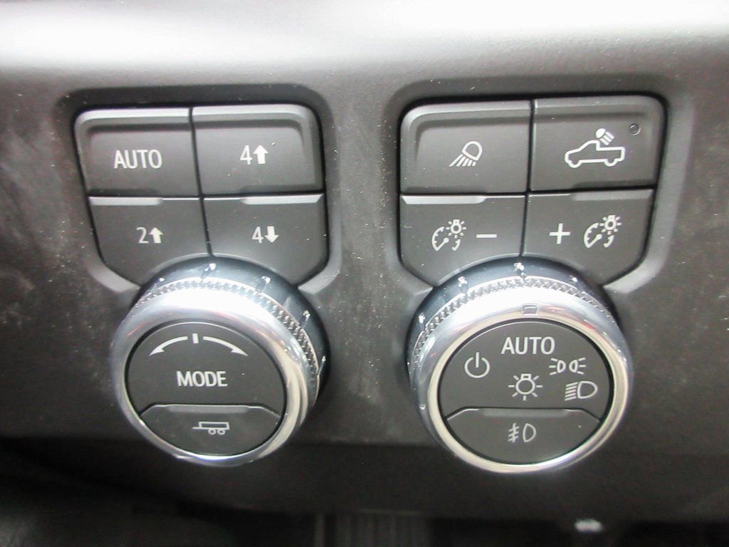 New 2026 GMC Sierra 1500 AT4X image 18