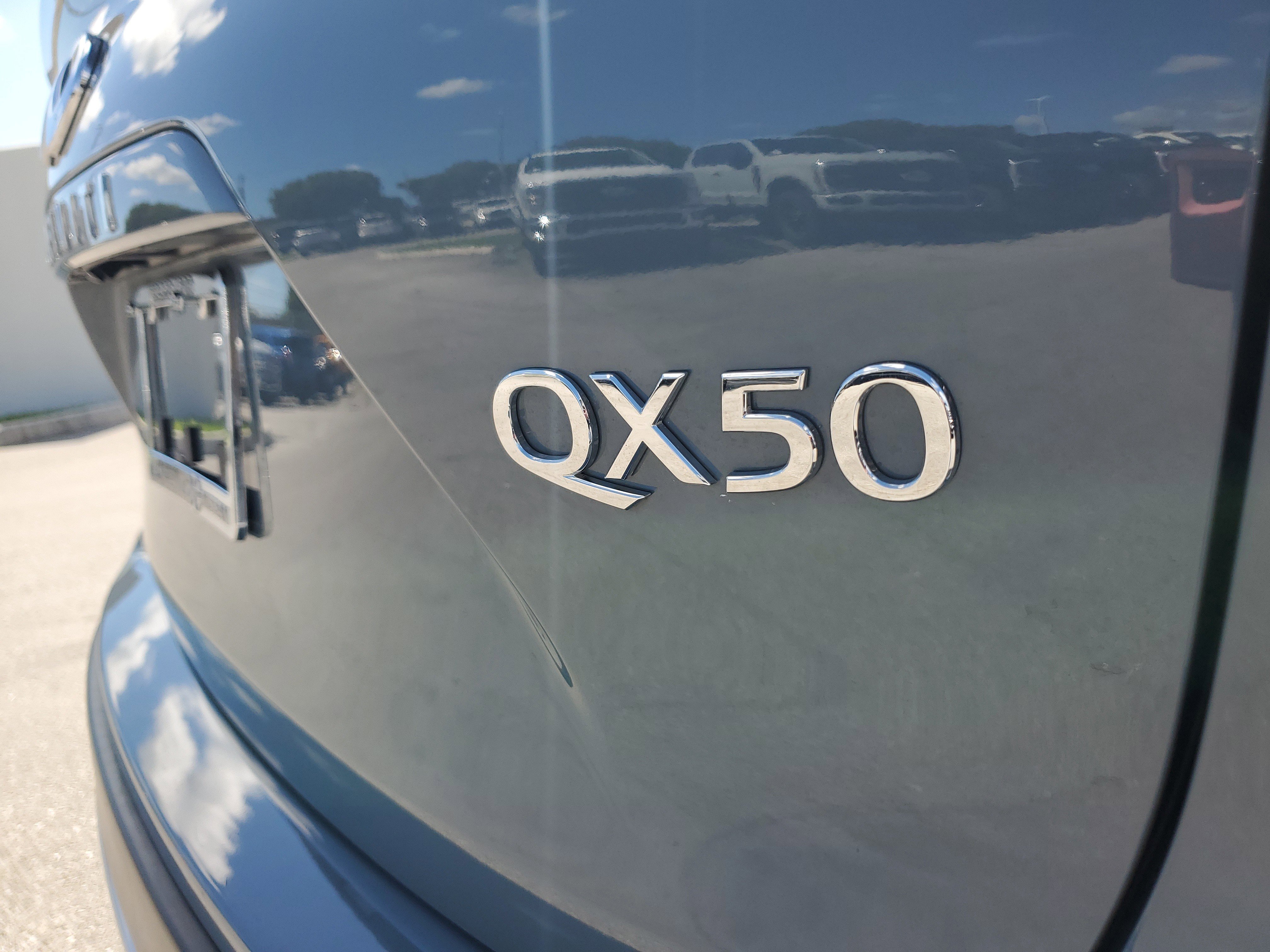 Used 2022 INFINITI QX50 Essential image 29