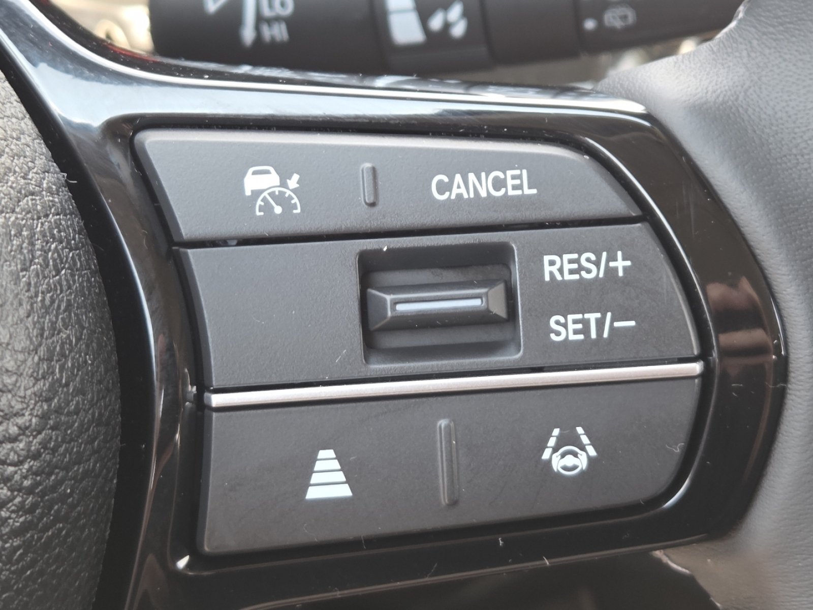 Used 2024 Honda Civic EX-L image 9