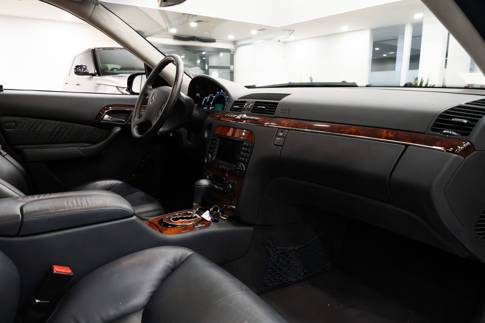 Used 2004 Mercedes-Benz S 500 image 9