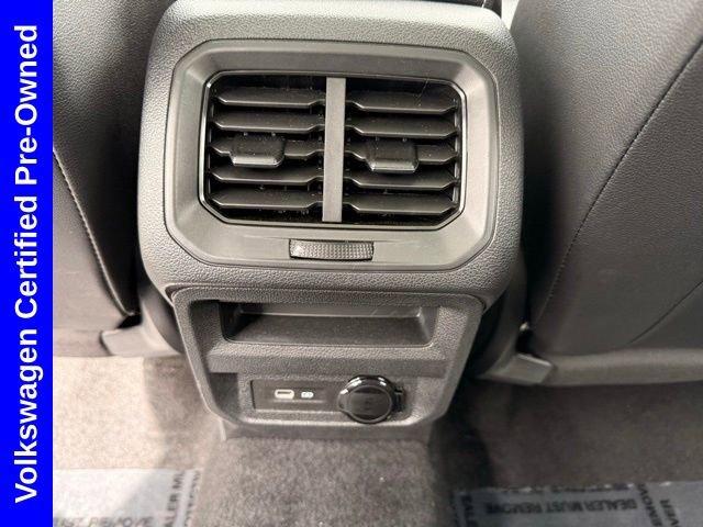 Used 2023 Volkswagen Tiguan SE w/ Panoramic Sunroof Package AWD/4WD image 19