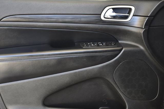 Used 2021 Jeep Grand Cherokee Laredo X RWD image 21