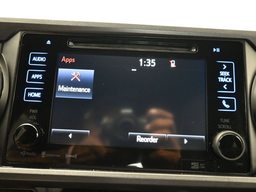 Used 2017 Toyota Tacoma TRD Off-Road image 18