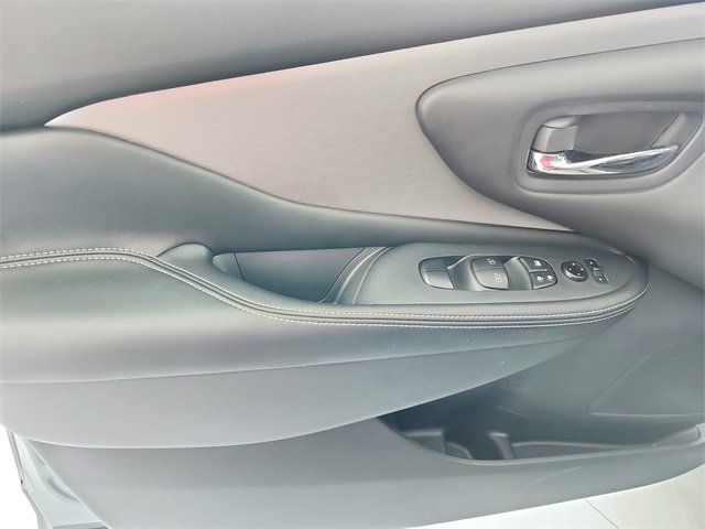 Used 2024 Nissan Murano SV w/ SV Midnight Edition Package image 34