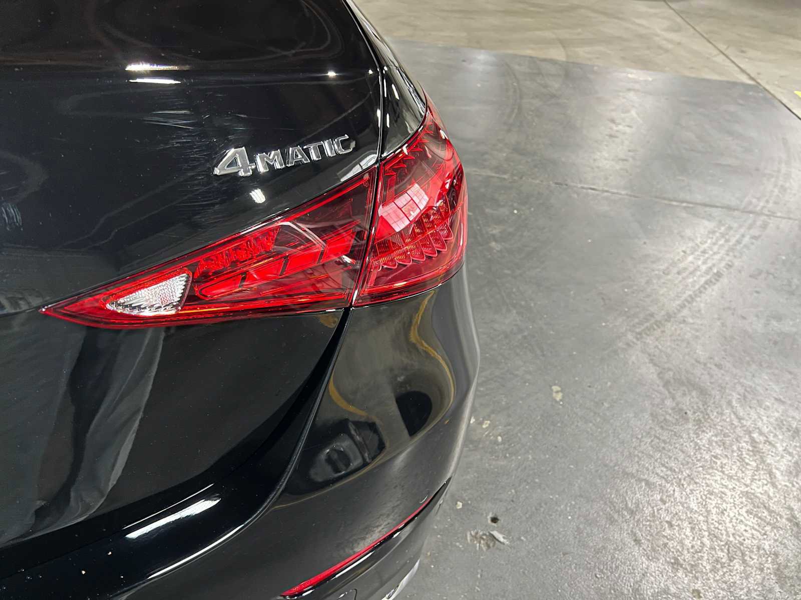 Used 2025 Mercedes-Benz C 300 4MATIC Sedan image 15