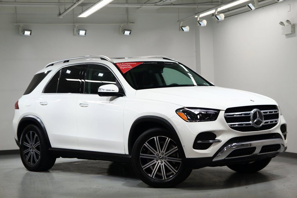 Certified 2025 Mercedes-Benz GLE 350 4MATIC image 2