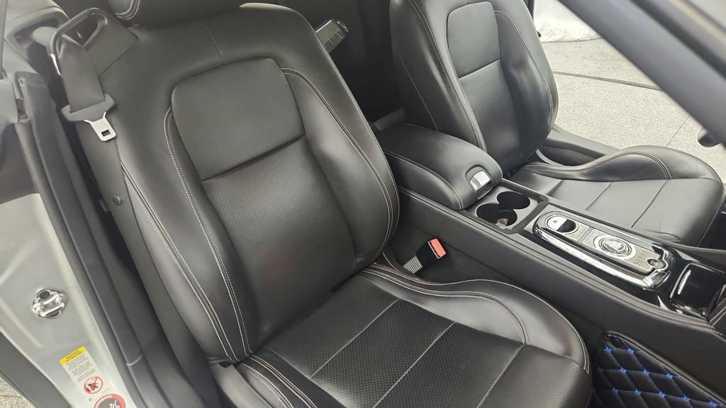 Used 2010 Jaguar XKR R RWD image 28