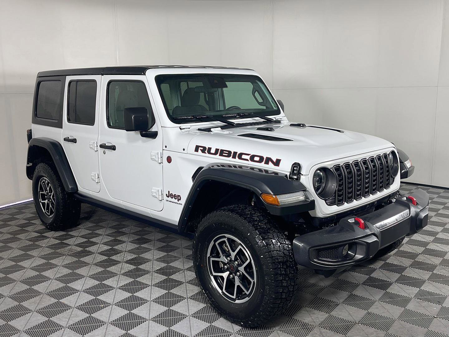 Used 2024 Jeep Wrangler Unlimited Rubicon image 5