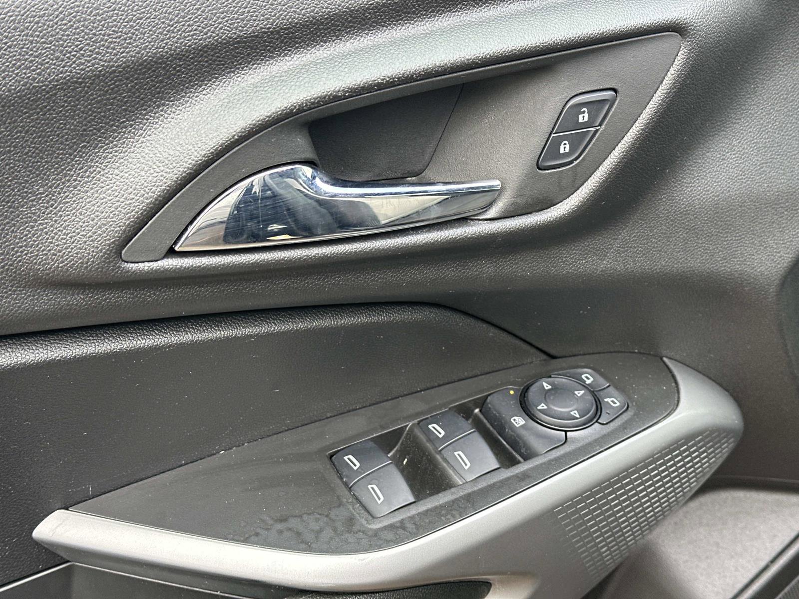 Certified 2024 Chevrolet Trax RS image 15