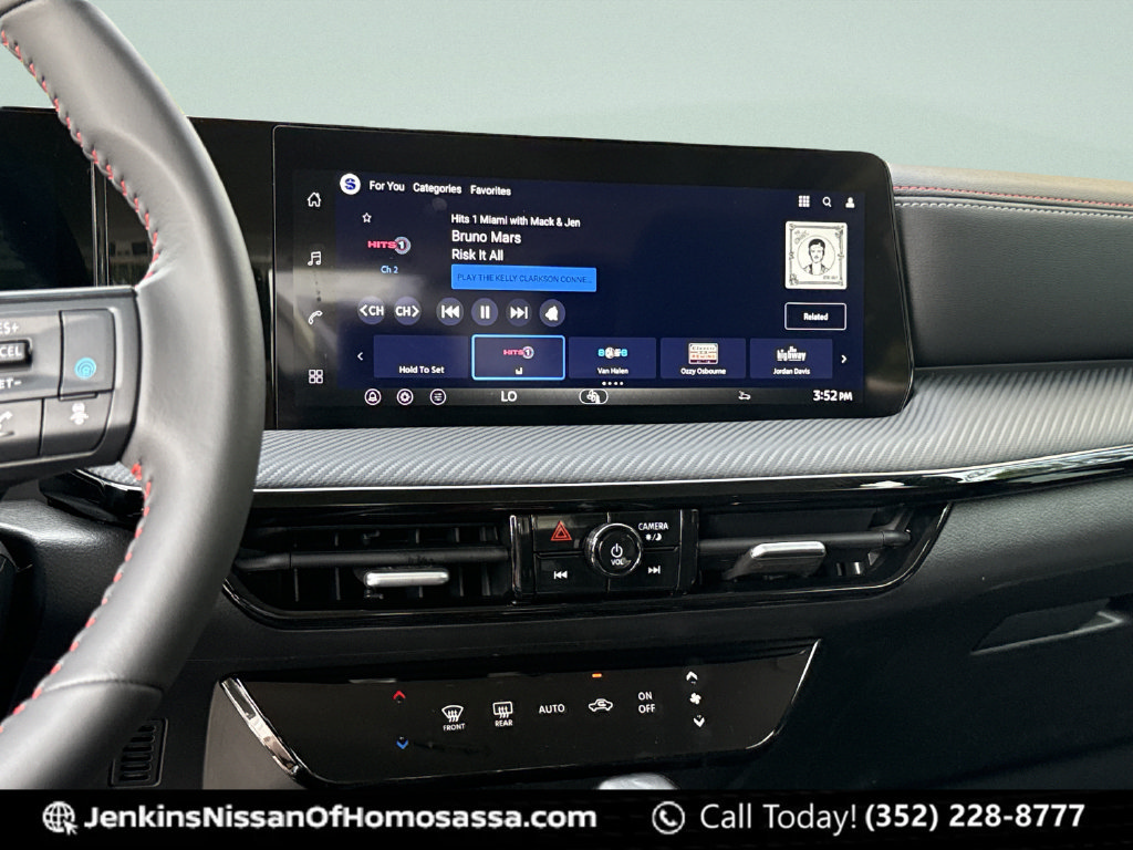 New 2026 Nissan Kicks SR AWD/4WD image 22