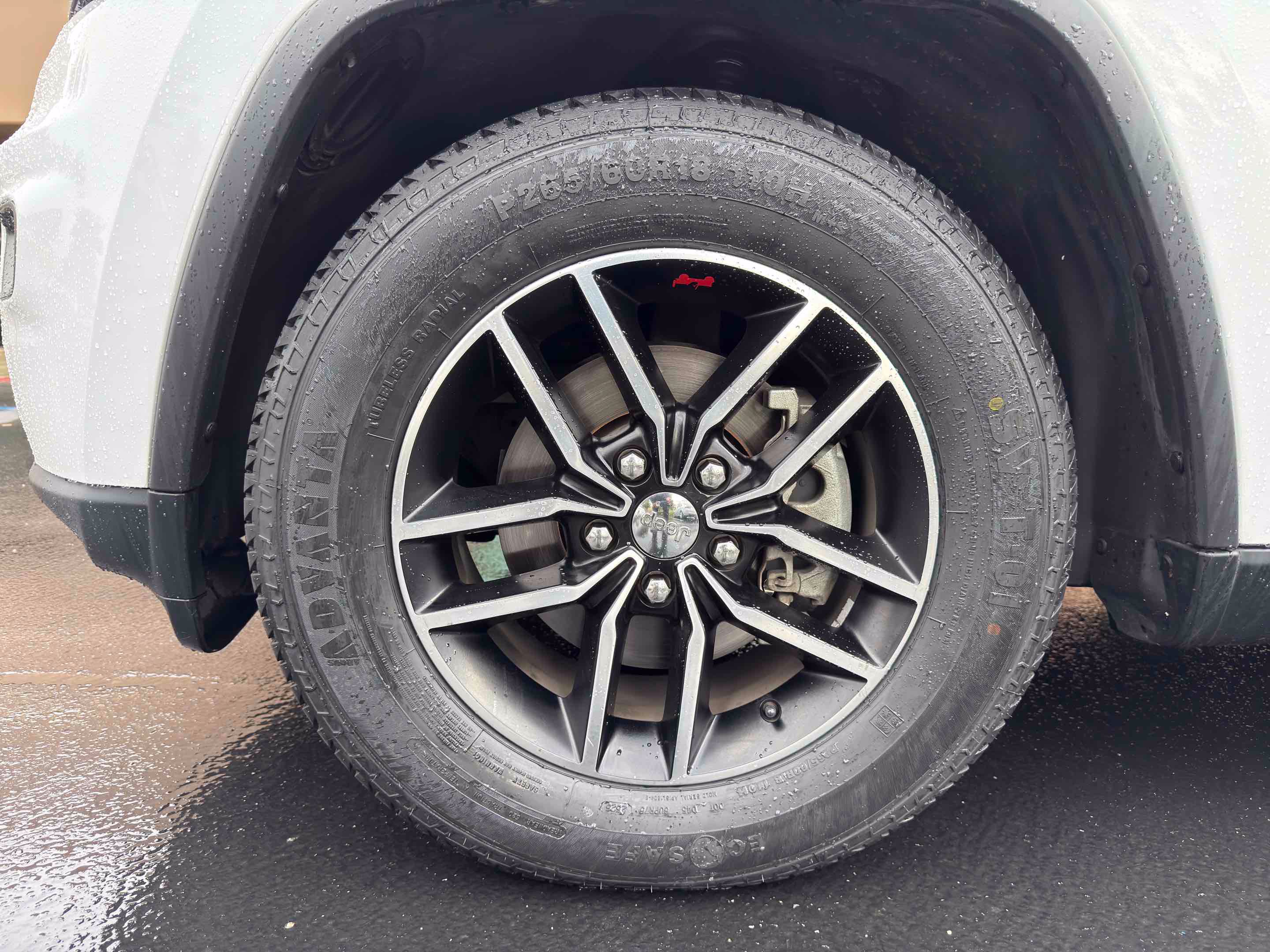 Used 2018 Jeep Grand Cherokee Trailhawk AWD/4WD image 19