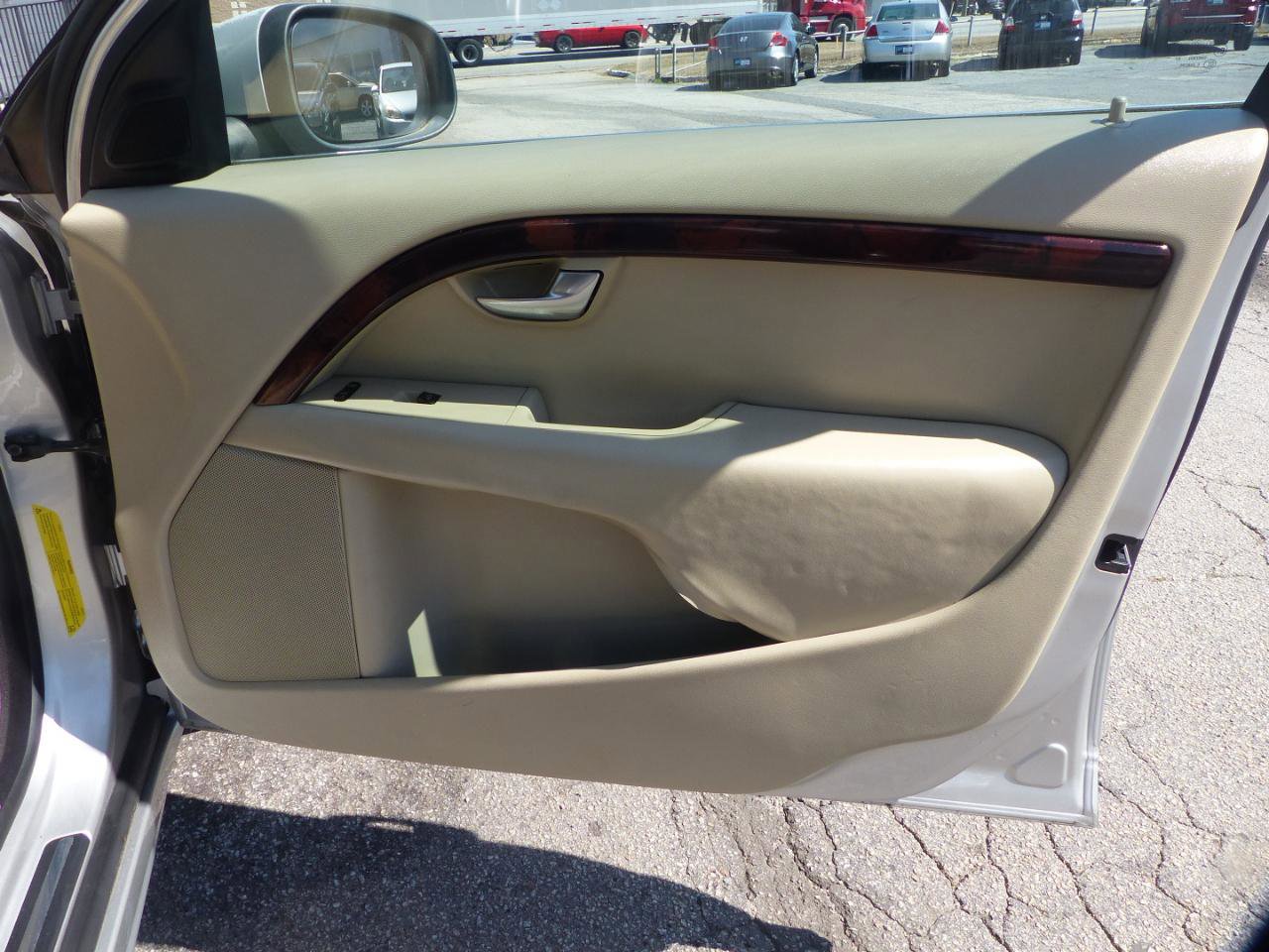 Used 2007 Volvo S80 3.2 image 13