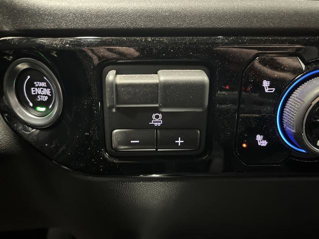 Used 2025 Chevrolet Silverado 1500 LT image 26