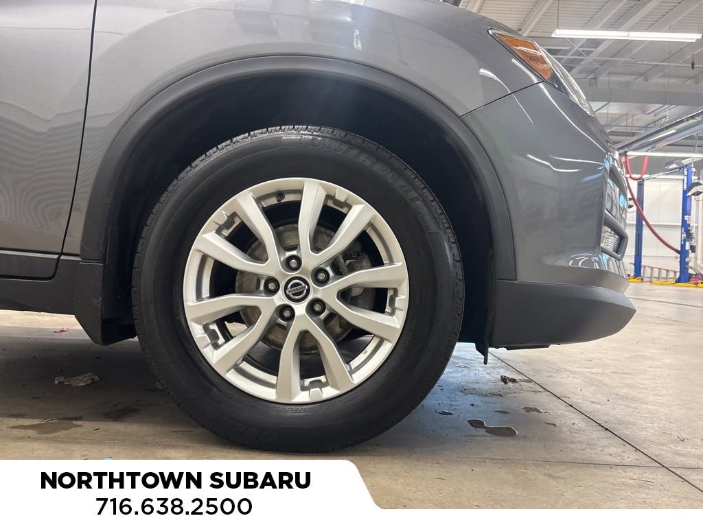 Used 2020 Nissan Rogue SV AWD/4WD image 24
