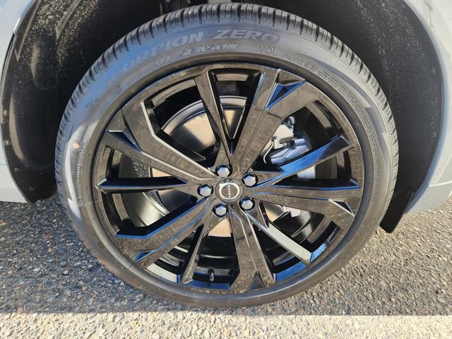 New 2026 Volvo XC60 B5 Ultra w/ Climate Package AWD/4WD image 19