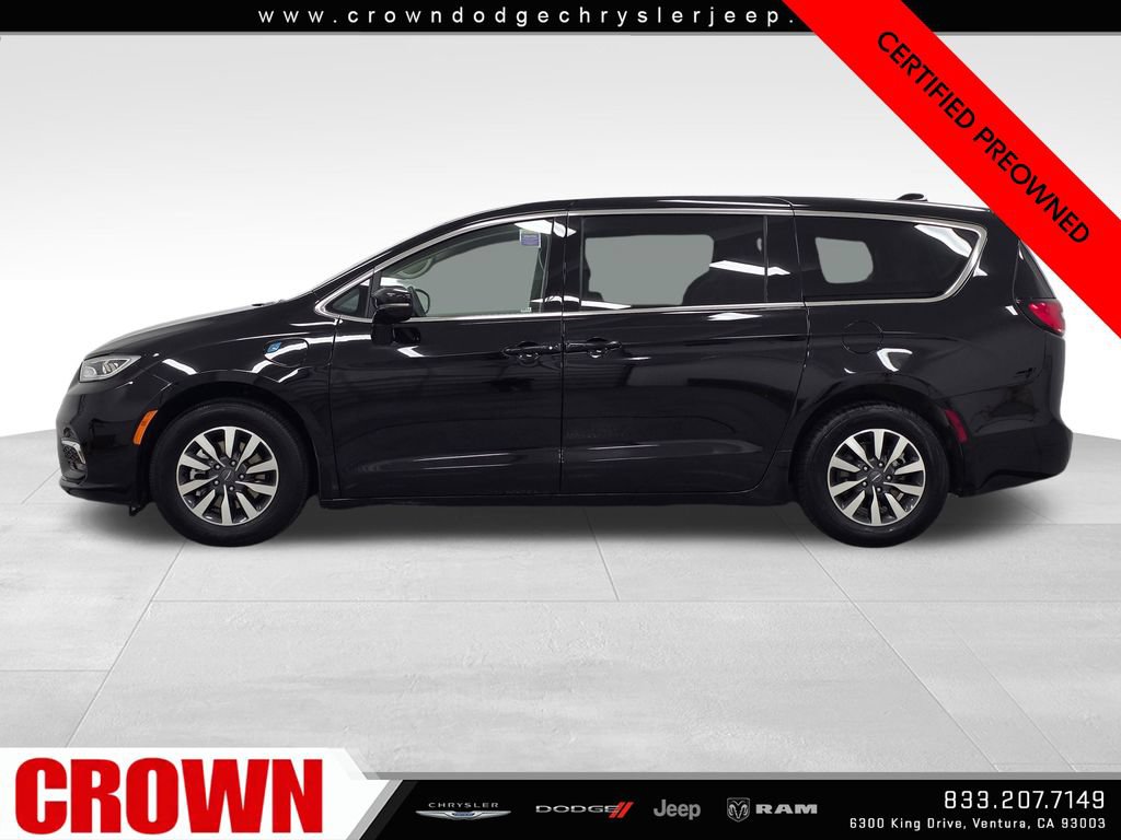 Certified 2024 Chrysler Pacifica Limited FWD image 4