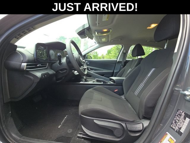 Certified 2024 Hyundai Elantra SEL FWD image 8