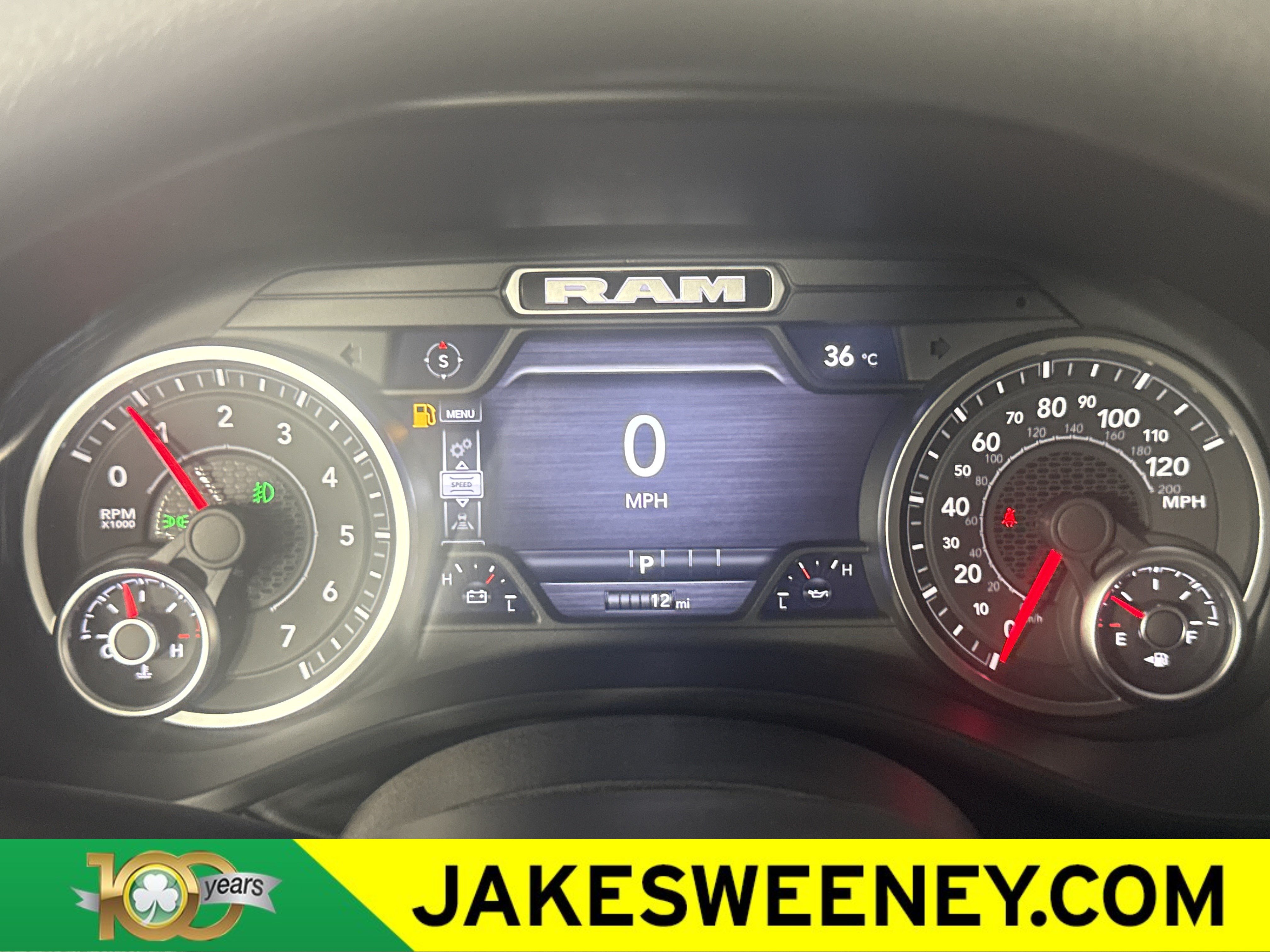 New 2026 RAM 1500 Express AWD/4WD image 19