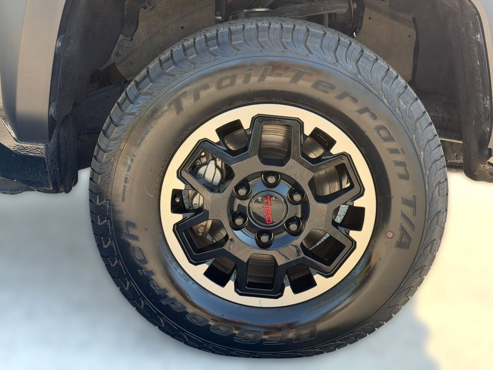 Used 2024 Toyota Tacoma TRD Off-Road AWD/4WD image 13