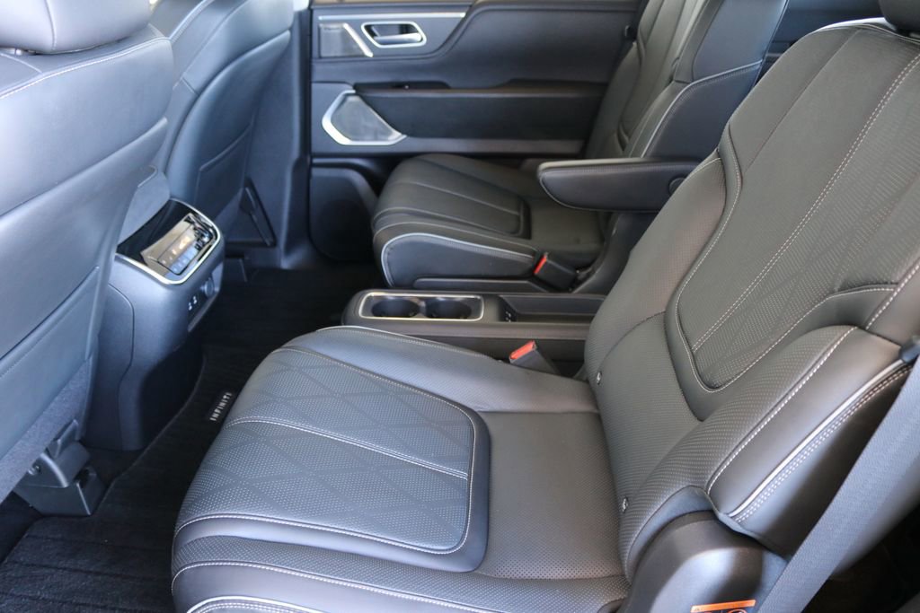 Certified 2025 INFINITI QX80 Sensory image 22