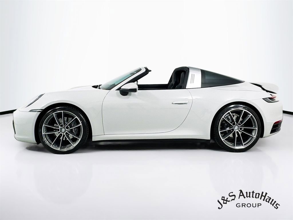 Used 2024 Porsche 911 Targa 4 AWD/4WD image 4