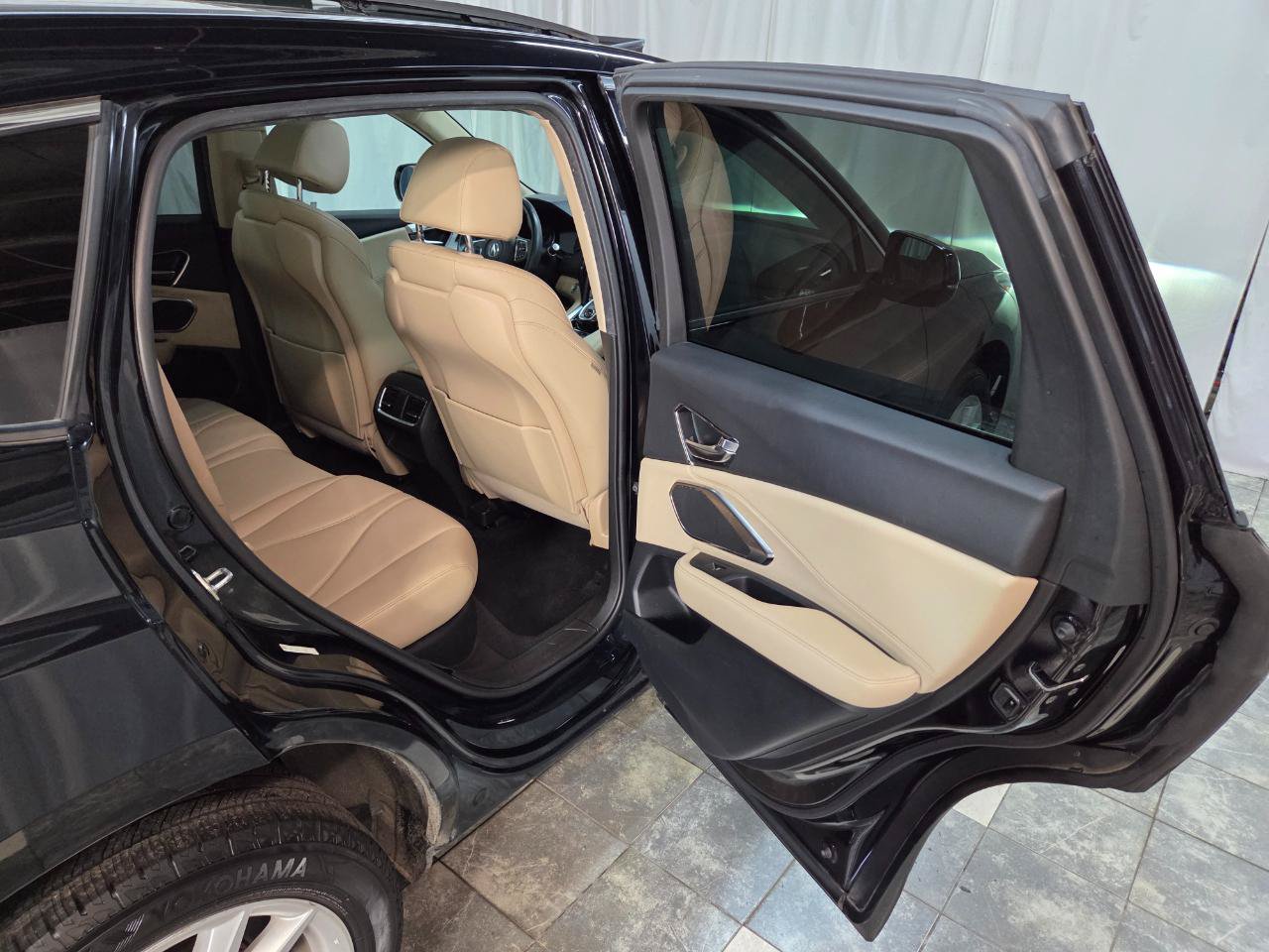 Used 2019 Acura RDX AWD image 14
