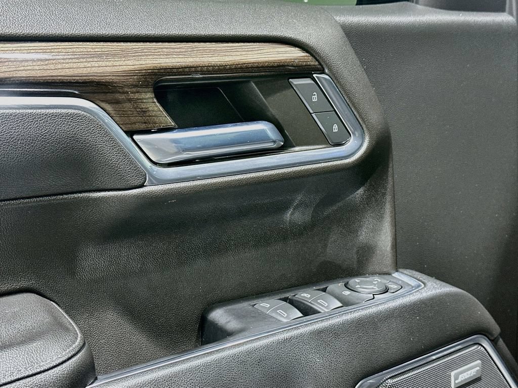 Used 2022 Chevrolet Silverado 1500 LT Trail Boss w/ Convenience Package II AWD/4WD image 18