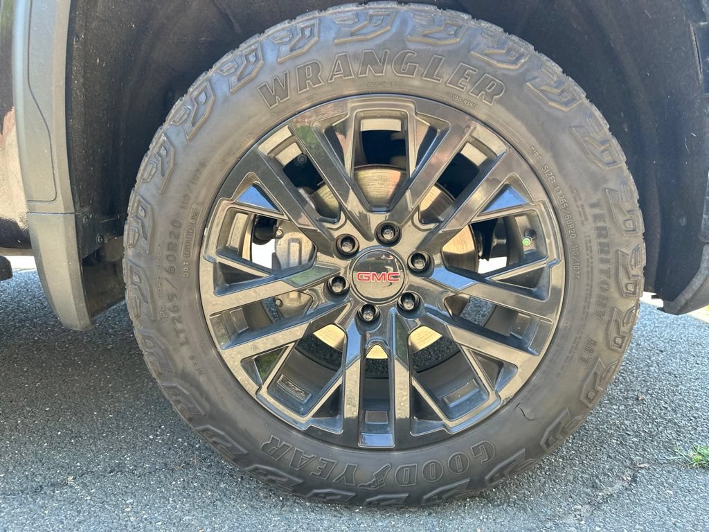 Used 2023 GMC Sierra 1500 AT4 w/ AT4 Premium Package AWD/4WD image 17
