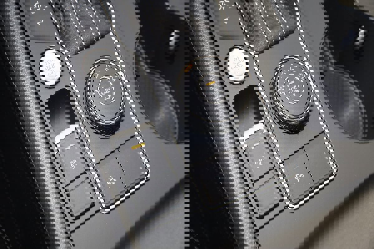 Used 2021 Volkswagen Atlas SE image 28