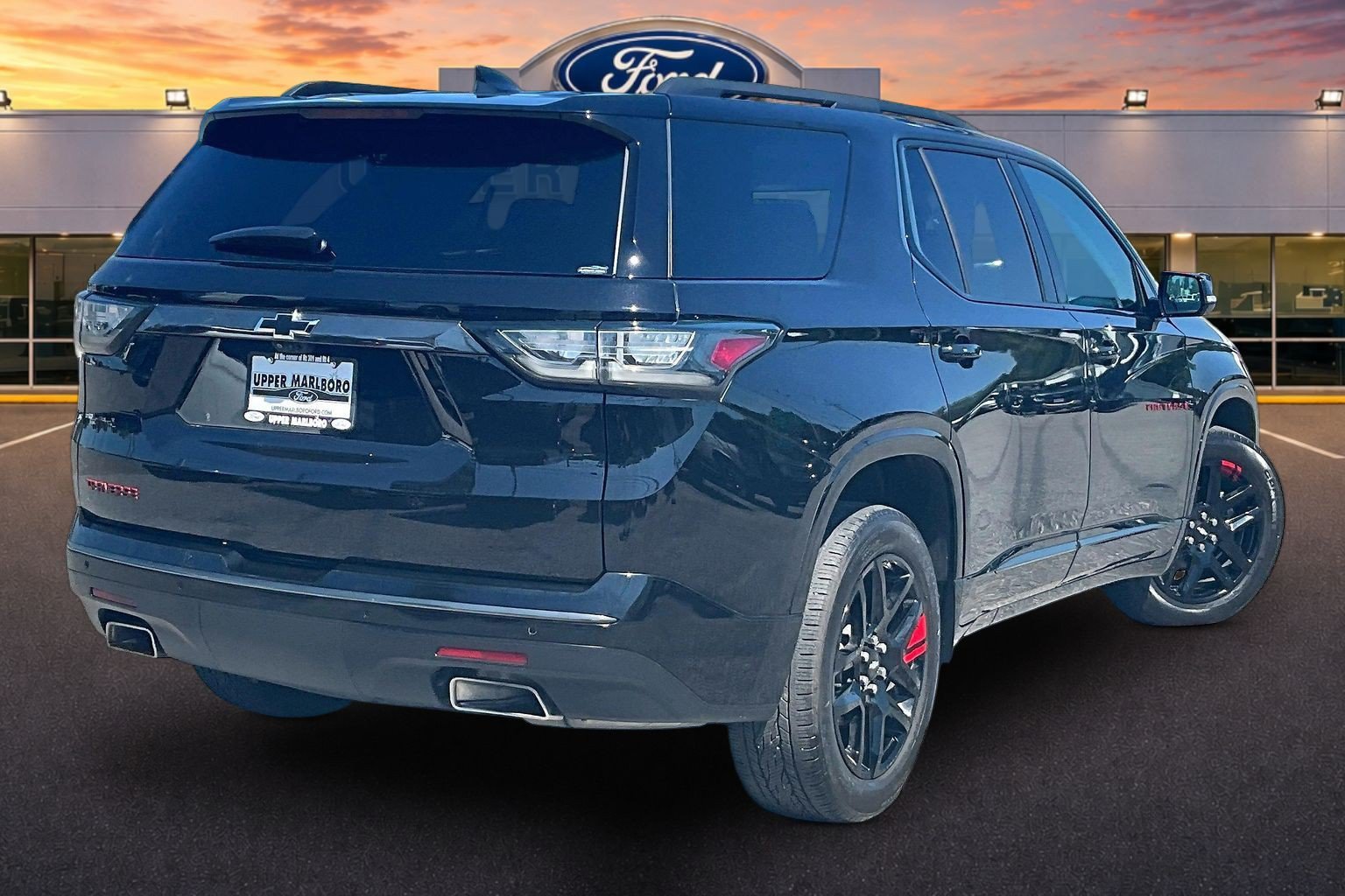 Used 2021 Chevrolet Traverse Premier w/ Redline Edition FWD image 13