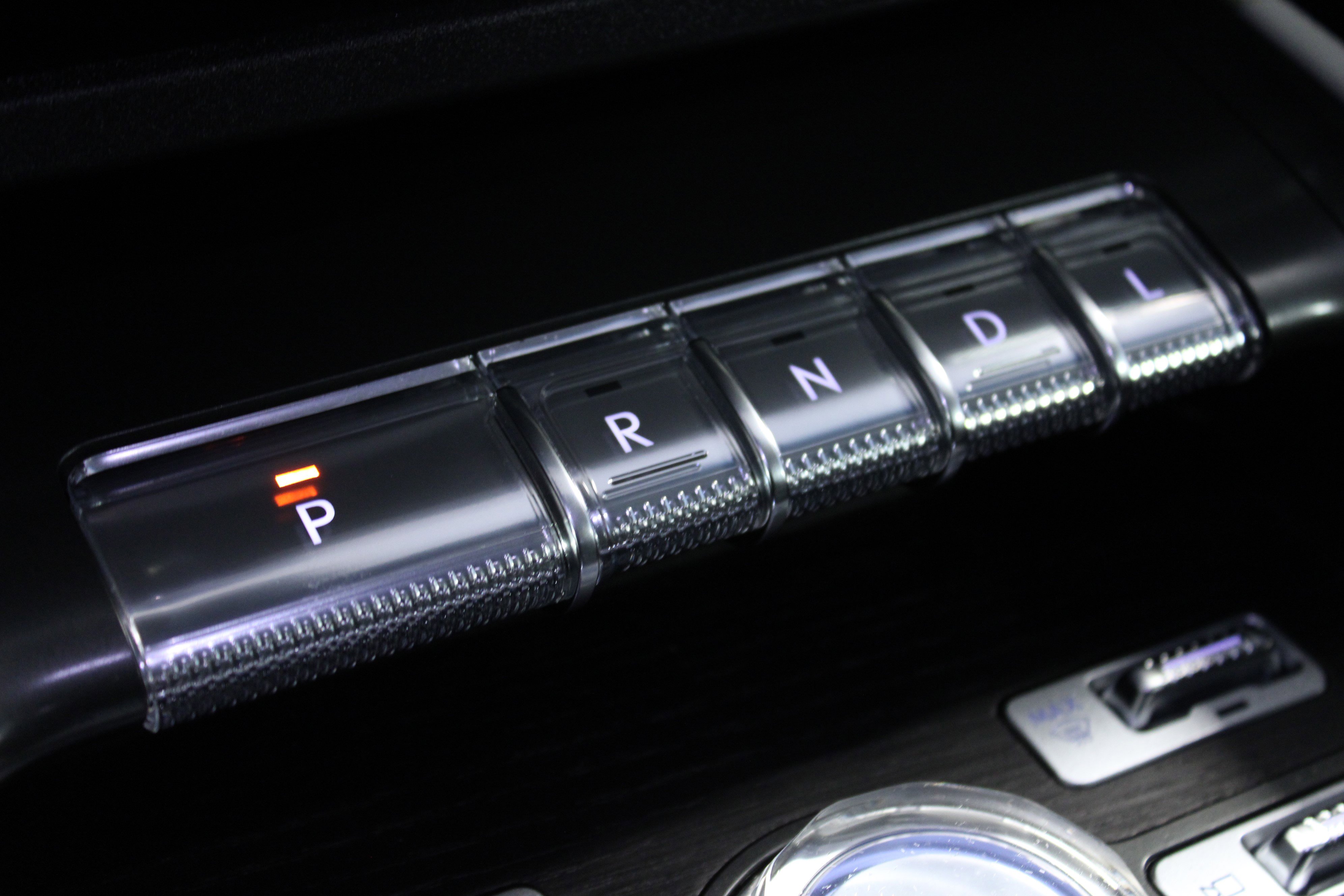 Used 2024 Lincoln Nautilus Reserve AWD/4WD image 24