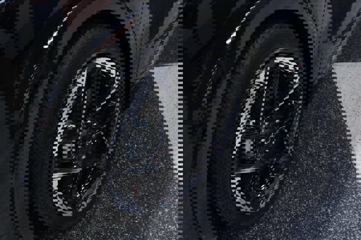 Used 2025 Kia K4 GT-Line image 42