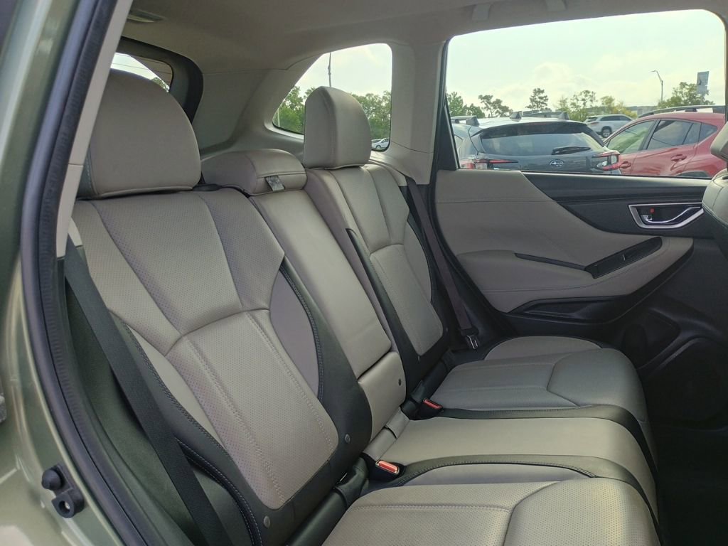 Used 2020 Subaru Forester Limited w/ Popular Package #3 image 21