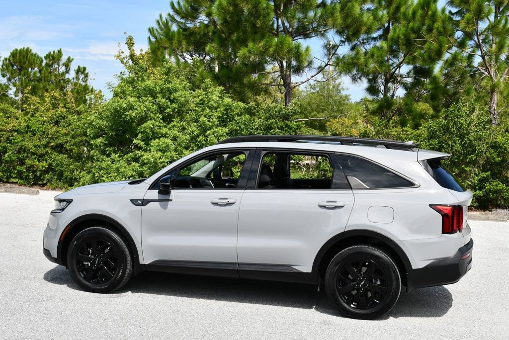 Used 2022 Kia Sorento S w/ Panoramic Sunroof Package AWD/4WD image 30