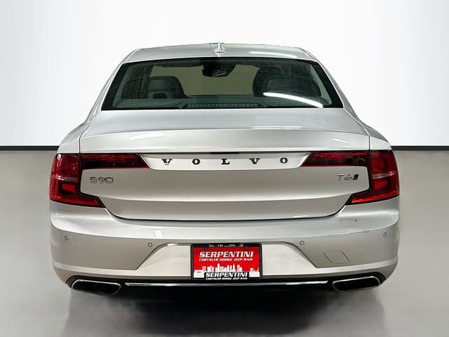 Used 2017 Volvo S90 T6 Momentum w/ Vision Package image 7