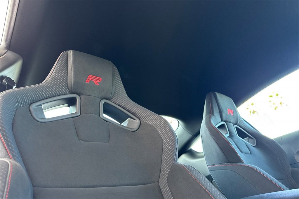 Used 2016 Ford Mustang Shelby GT350R w/ GT350R Equipment Group 920A image 17