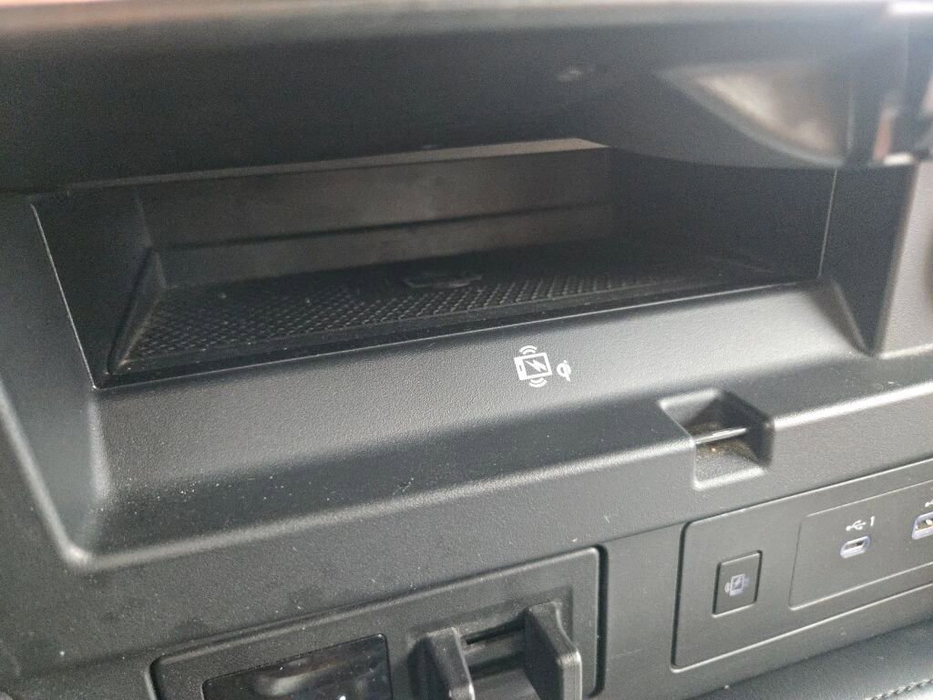 Used 2024 Nissan Armada SV image 33