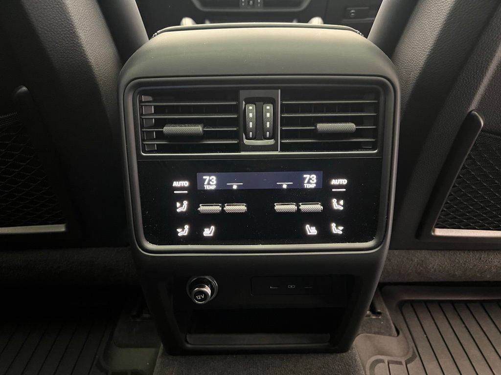 Certified 2025 Porsche Cayenne GTS AWD/4WD image 17