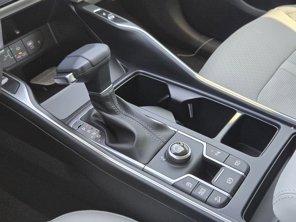 New 2026 Kia Sorento S FWD image 15