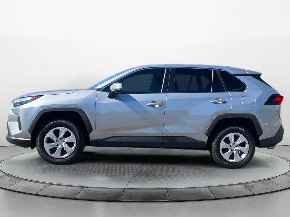 Used 2023 Toyota RAV4 LE FWD image 4