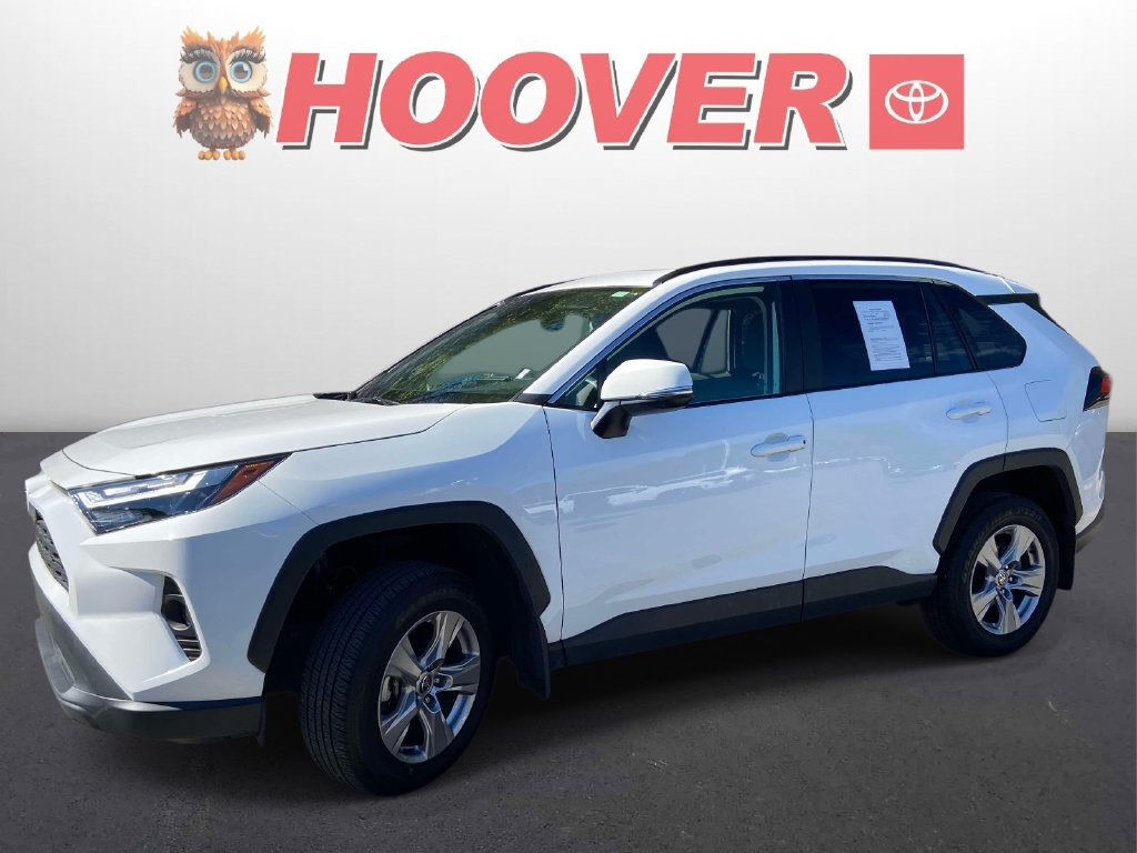 Used 2025 Toyota RAV4 XLE w/ Convenience Package FWD image 2