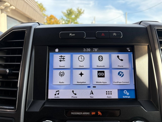 Used 2019 Ford F150 XLT w/ Equipment Group 302A Luxury AWD/4WD image 37